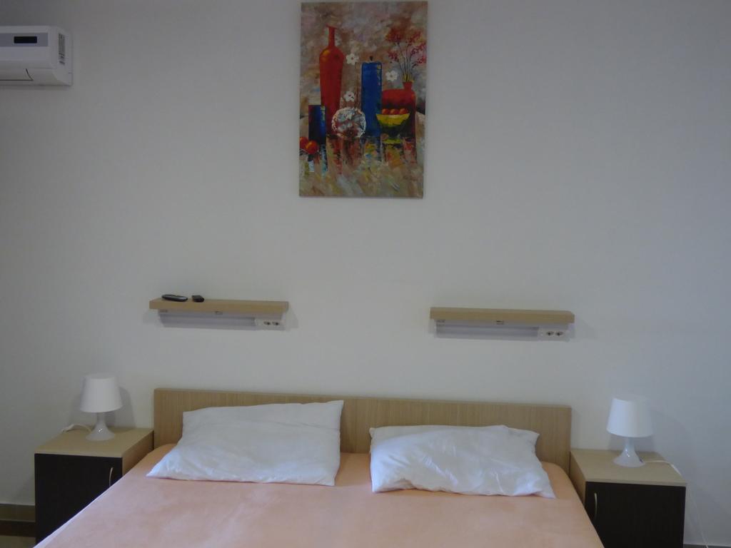 Apartments Glasnovic Vir Szoba fotó